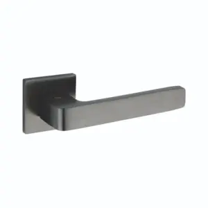 Prive Series - BLR851