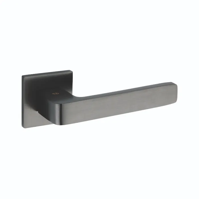 Prive Series - BLR851